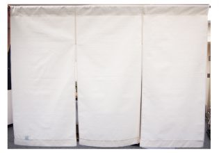 ぽくぽく様のれん全体